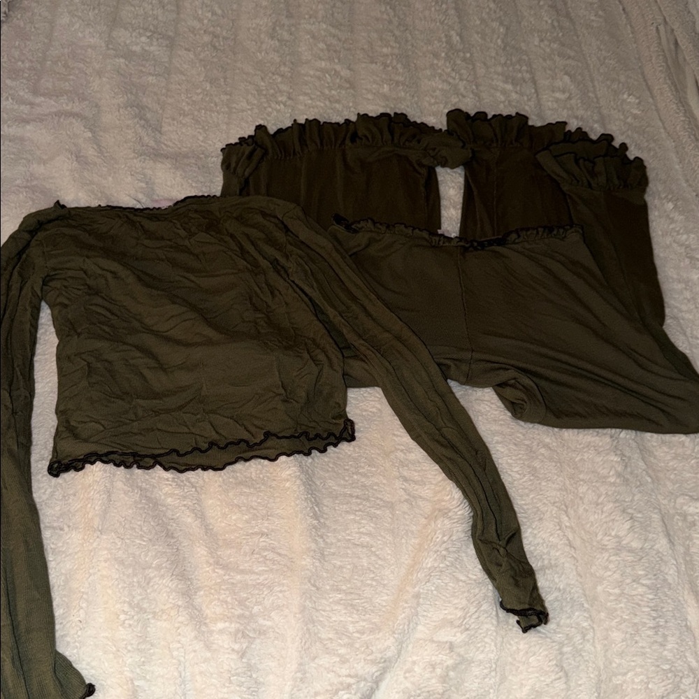 Out From Under Loungewear Set - Picture 4 of 5